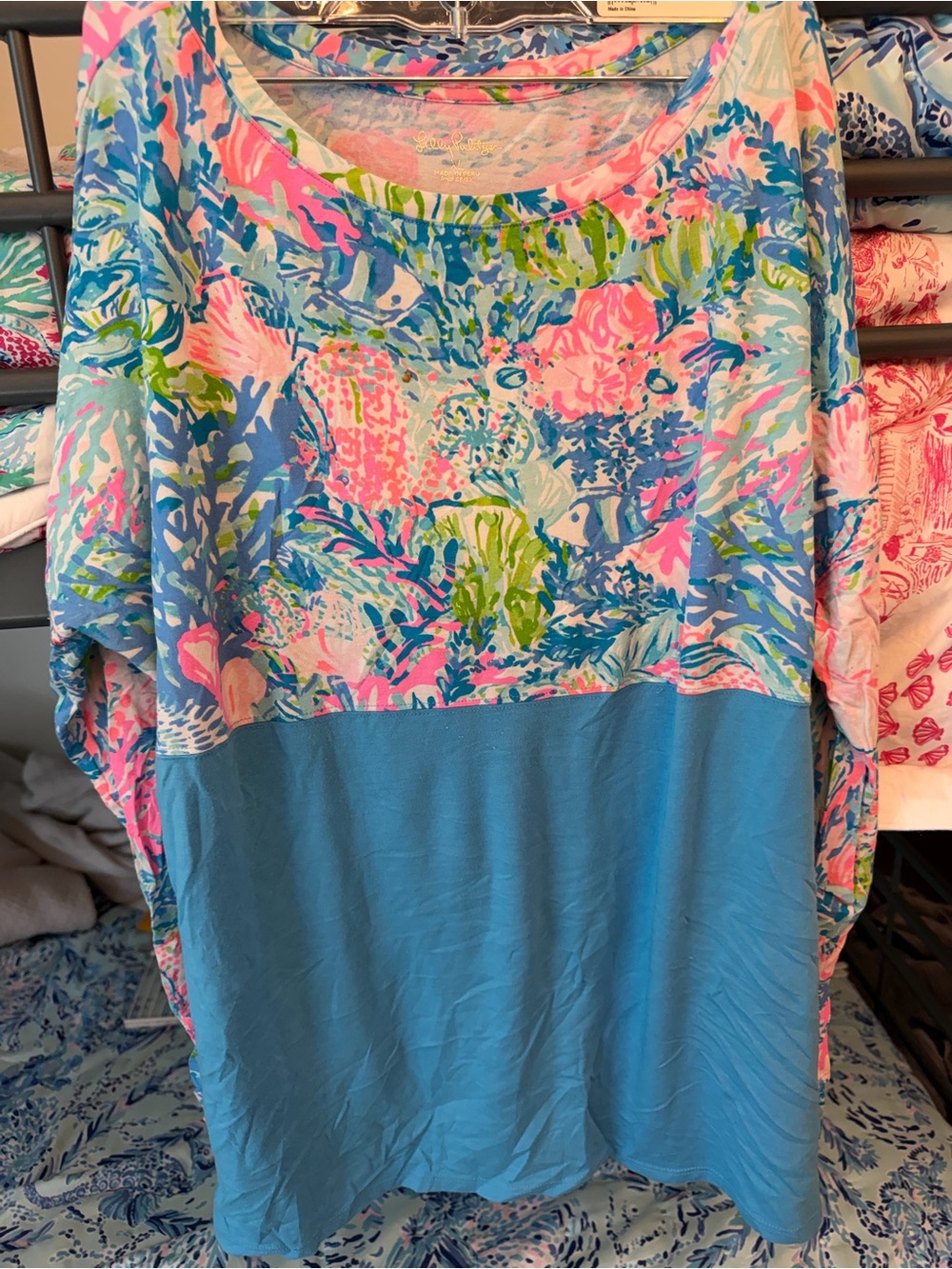 Womens Colorblock Floral Scoop Neck Top - Blue & Pink